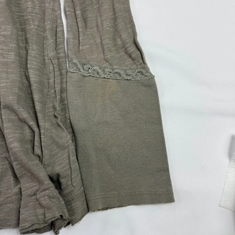 Free People‎ Womens M Smoke Green Lace Trim Babydoll Blouse Key Hole Back